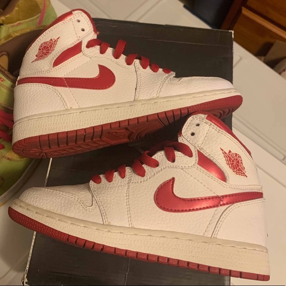 Jordan Other - Nike Air Jordan 1 Retro High Gs Do The Right Thing White Varsity Red
